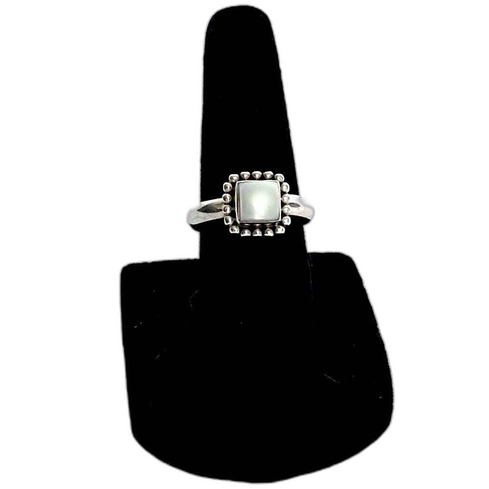 Silpada Retired R1617 Framed Mother of Pearl beaded Band Ring Size 5 - Picture 2 of 8